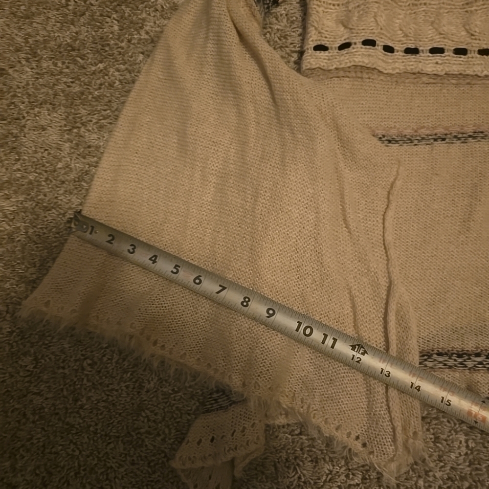 Free People Sweater - Picture 6 of 12
